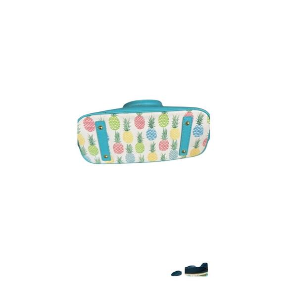 Preloved but great condition Dooney & Burke bag. - Picture 3 of 6